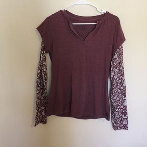 Long sleeve t shirt